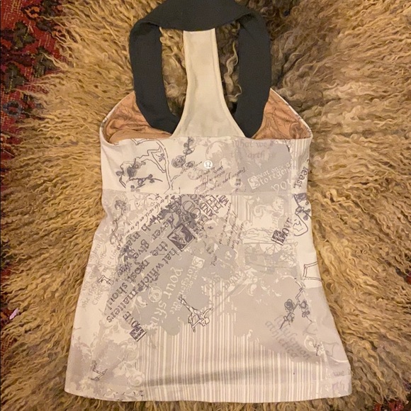 Lululemon tank top size 4 Great used condition - Picture 3 of 4